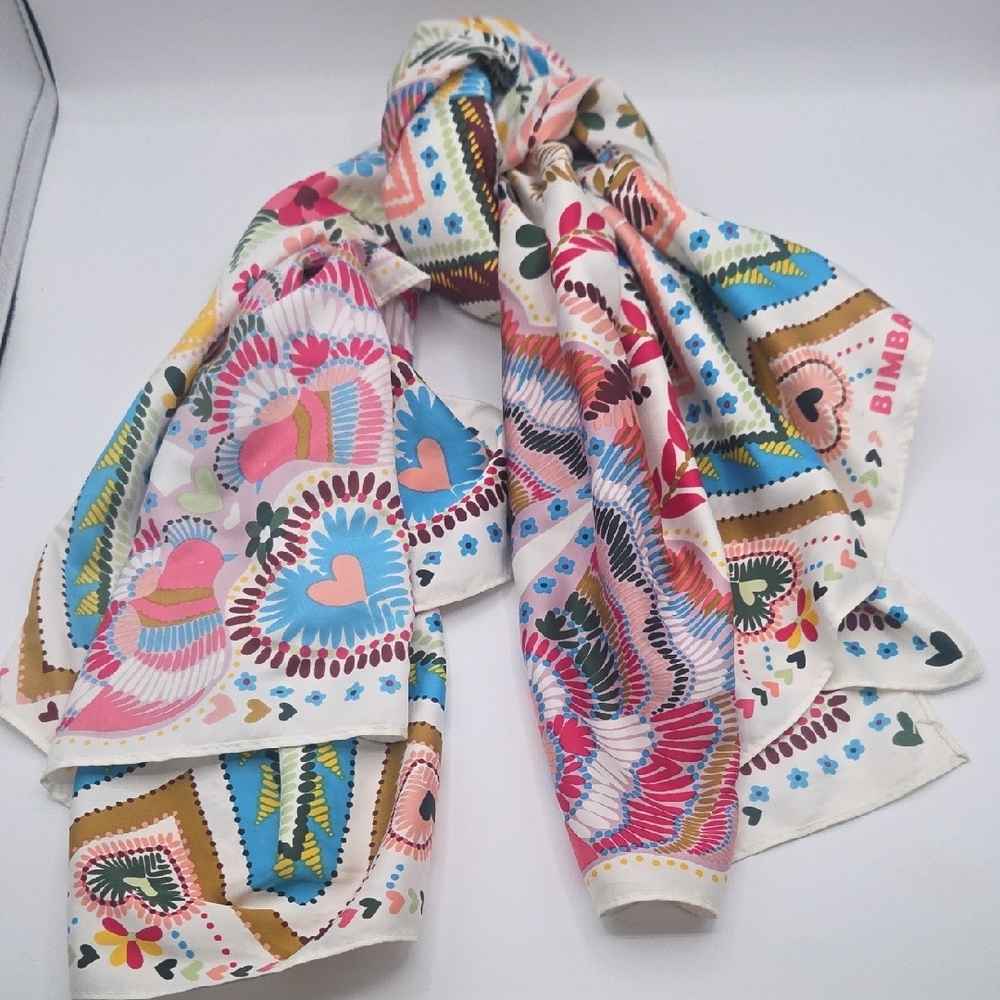 BIMBA Multicolor Heart Motif Silk-Feel Scarf